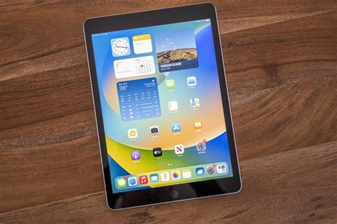 Apple’s cheapest iPad has returned to its all-time low price at Amazon ...