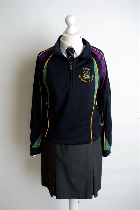 Shimna Integrated College 1/4 Zip Retro Top – Holmes Uniform