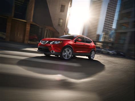 2019 Nissan Rogue Sport: 92 Exterior Photos | U.S. News