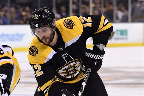 Brian Gionta scores his first goal as a Bruin - Stanley Cup of Chowder