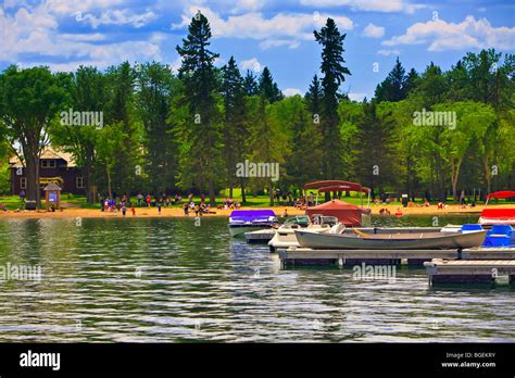 Clear lake manitoba hi-res stock photography and images - Alamy