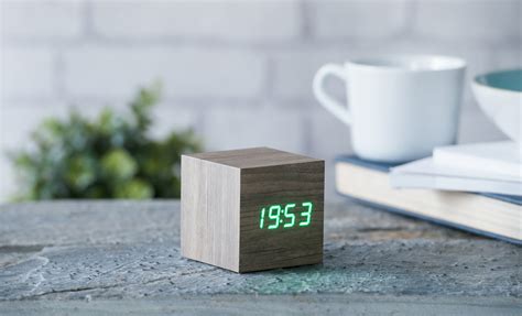 Gingko » Cube Click Clock