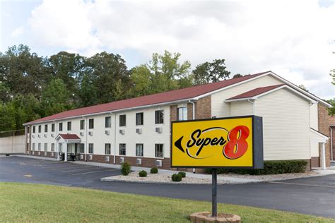 Super 8 by Wyndham Radcliff Ft. Knox Area | Radcliff, KY Hotels