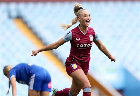 Aston Villa Women ace Alisha Lehmann gets message from Aston Villa star