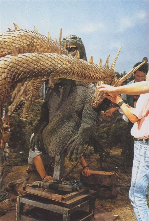 Behind the scenes of GODZILLA VS KING GHIDORAH (1991) | Movie monsters ...