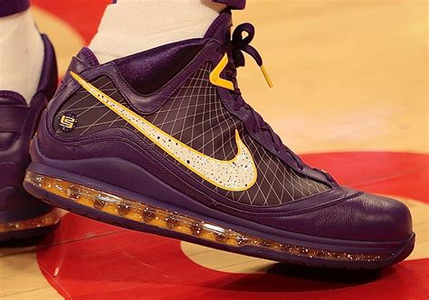 Nike LeBron 7 Alternate "Lakers" PE Purple | SneakerNews.com