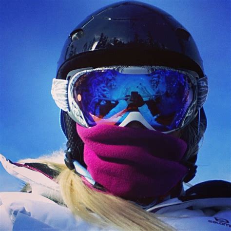 Ski selfie. | Cute selfie ideas, Profile picture, Ski goggles