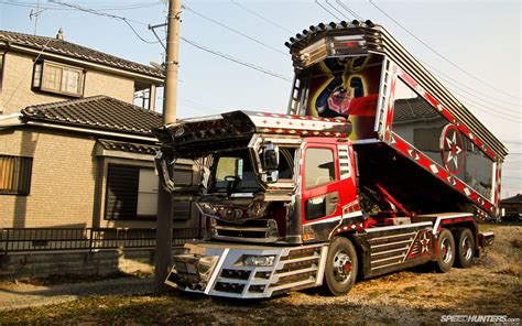 A Peek Into The Magical World Of Dekotora - Speedhunters | Trucks, New trucks, Monster trucks