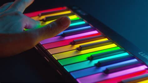 LUMI Keys - Portable illuminated keyboard to that helps you learn music ...