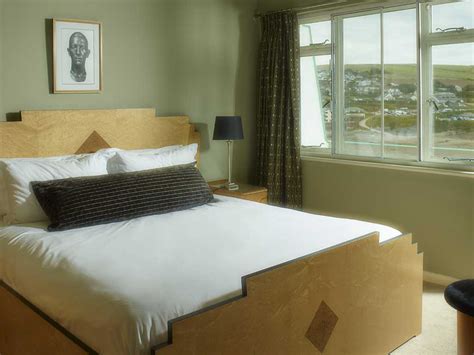 Burgh Island Hotel room and bedroom information, gallery of pictures