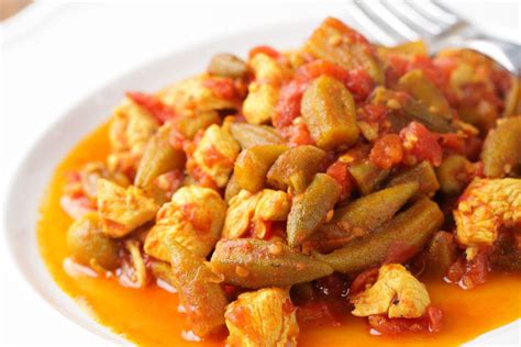 Chicken with Okra Stew Recipe (Kotopoulo me Bamies)