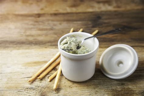 Traditional Potted Stilton