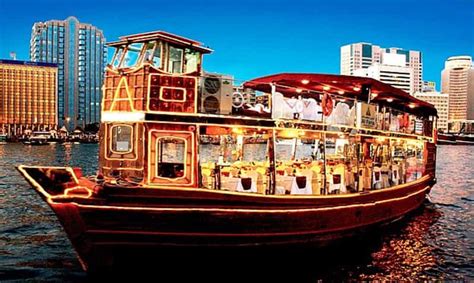 Dubai: 2-Hour Evening Dhow Cruise and Dinner | GetYourGuide