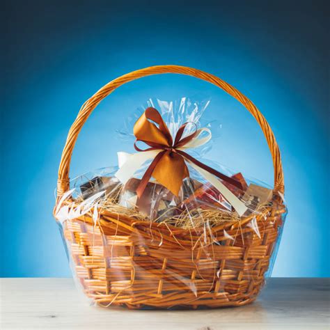 New Year's Gift Baskets | Healthy food and wine gifts,Canada Delivery - Good 4 You Gift Baskets ...