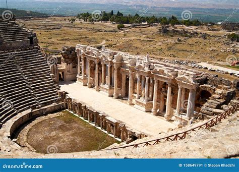 Ancient City of Hierapolis in Pamukkale, Turkey Stock Image - Image of ...