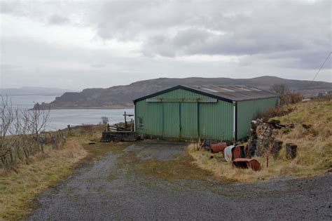 Large barn in Geary © Richard Dorrell :: Geograph Britain and Ireland