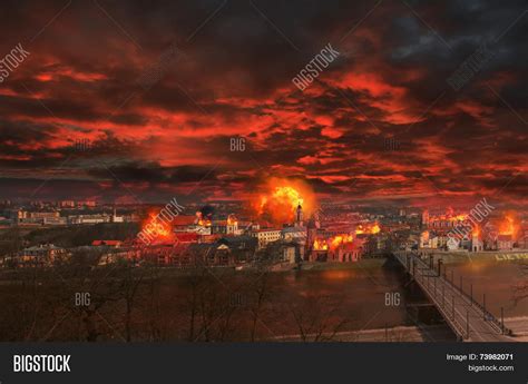 Burning City Image & Photo (Free Trial) | Bigstock