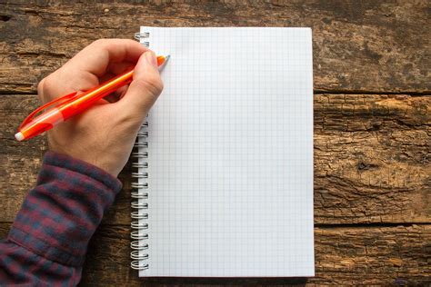 Things You Never Knew About Left-Handed People | Reader's Digest