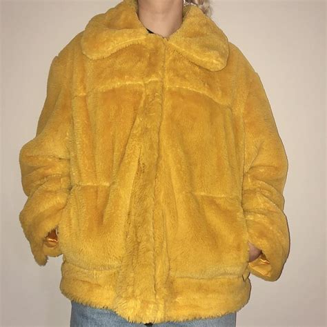 Bright yellow fur coat Faux fur!! Vintage!!! Has zip... - Depop