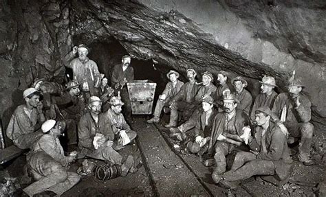 Vintage Photos Of Coal Miners And The Brutal Conditions They Faced Underground 1900S 1940S ...