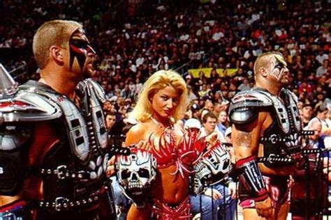 "LOD 2000" debuts with their new manager Sunny | Wrestling wwe ...