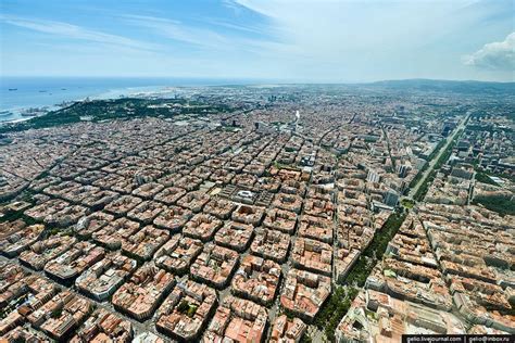 The Peculiar Architecture And Design of Eixample, Barcelona