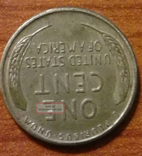 1943 - D 1c Lincoln Steel Wheat Penny U. S. Coin. Look