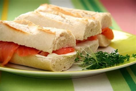 File:Salmon Cream Cheese Sandwiches.jpg - Wikipedia