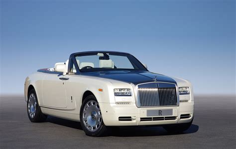 Rolls-Royce Phantom Drophead Coupe Series II (2012) - picture 4 of 16