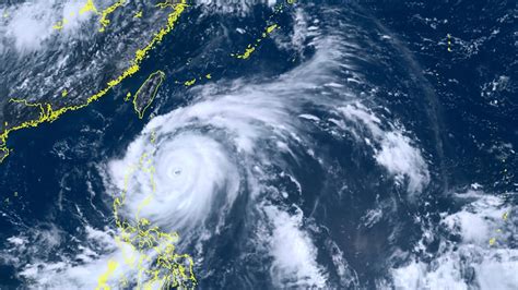 China, Taiwan, Philippines Brace for Impact as Super Typhoon Doksuri Nears