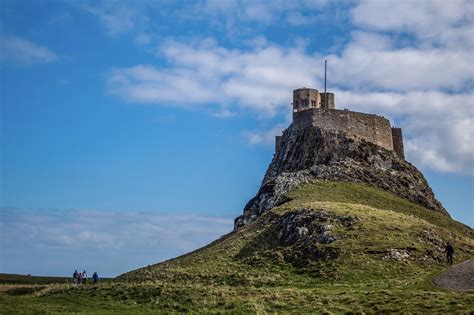 Lindisfarne Castle, Holy Island, Northumberland : r/CasualUK