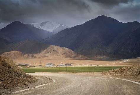 India, China eyeball to eyeball in Galwan Valley - Telegraph India