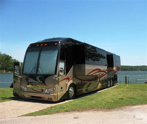 Nashville Shores Lakeside Resort – A Family-Friendly Campers' Paradise!