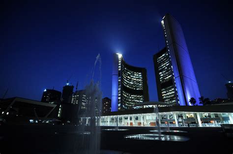 Toronto City Hall At Night | Lit up in Gotham blue? | Flickr