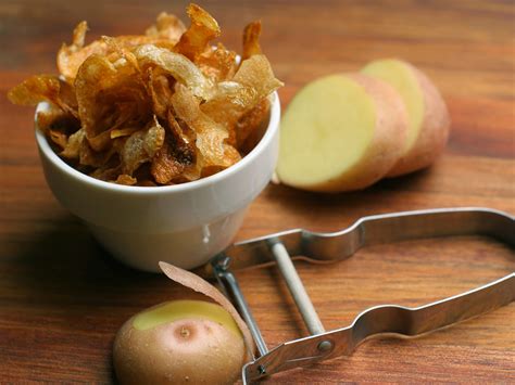 I was peeling potatoes for my Thanksgiving feast when I had an idea. I had scrubbed the potatoes ...