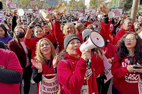 Labor strikes are rising – and winning pay hikes - CSMonitor.com