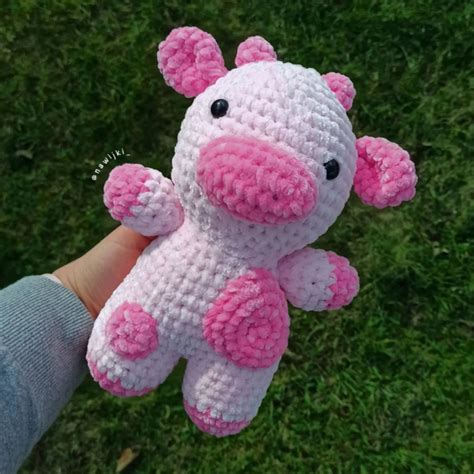 FREE cow plushie: Crochet pattern | Ribblr