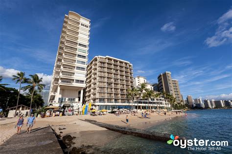 Outrigger Reef Waikiki Beach Resort Review: What To REALLY Expect If You Stay