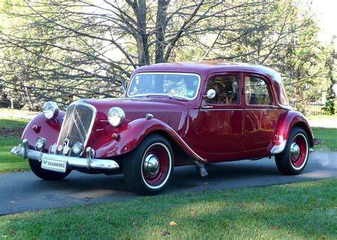 Bathurst-winning Citroën Traction Avant to cross the auct | Hemmings Daily