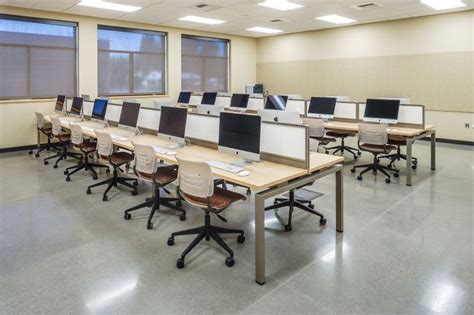 Computer Lab Furniture | Computer lab design, Computer lab, Computer room