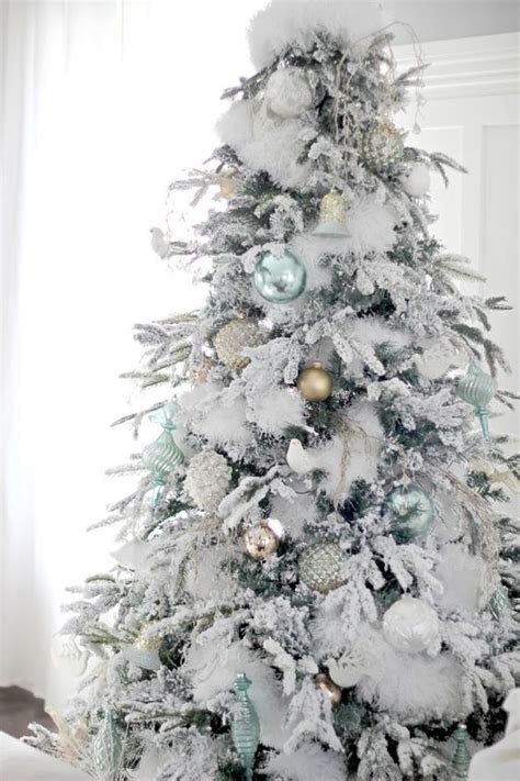 How To Decorate A Christmas Tree With Fake Snow | Psoriasisguru.com