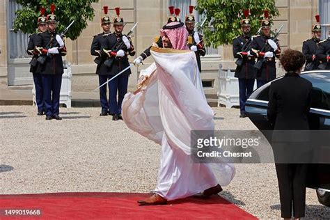 Saudi Arabia's Crown Prince Mohammed bin Salman arrives at the Elysee ...