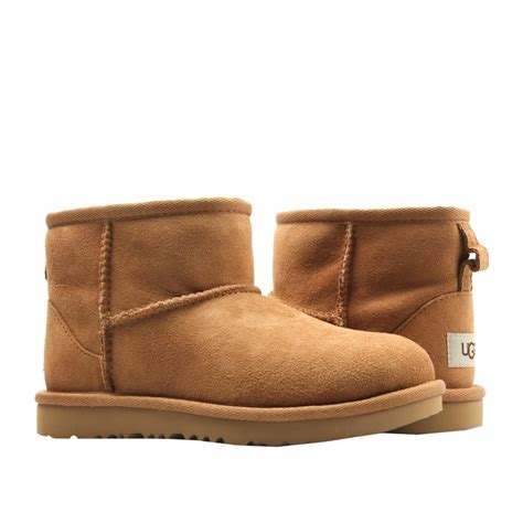 UGG - UGG Australia Classic Mini II Big Kids Boots Size 1 - Walmart.com ...