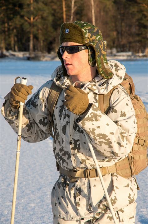 Finnish Military Winter Training (40 images!) - PentaxForums.com