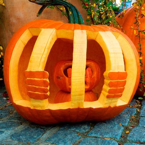 20 Pumpkin Carving Ideas to Inspire You this Halloween | Reader's Digest