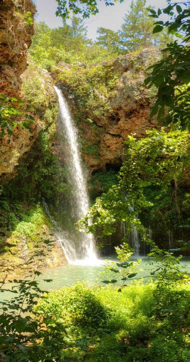 12 Remarkable Waterfalls in Oklahoma to Go Sightseeing - Scenic States