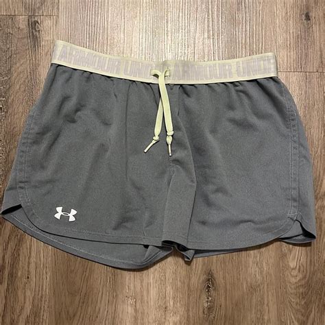 Under Armour Women's Grey and Green Shorts | Depop