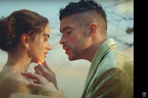 Watch the Video for Bad Bunny and Rosalía’s “La Noche De Anoche” | Complex