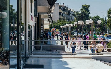 Athens' Hippest Neighborhood: The Seaside Glamor of Glyfada - Greece Is in 2020 | Glyfada greece ...