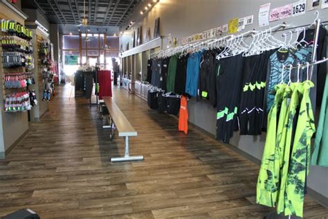 605 RUNNING COMPANY - Updated October 2024 - 124 S Phillips Ave, Sioux ...